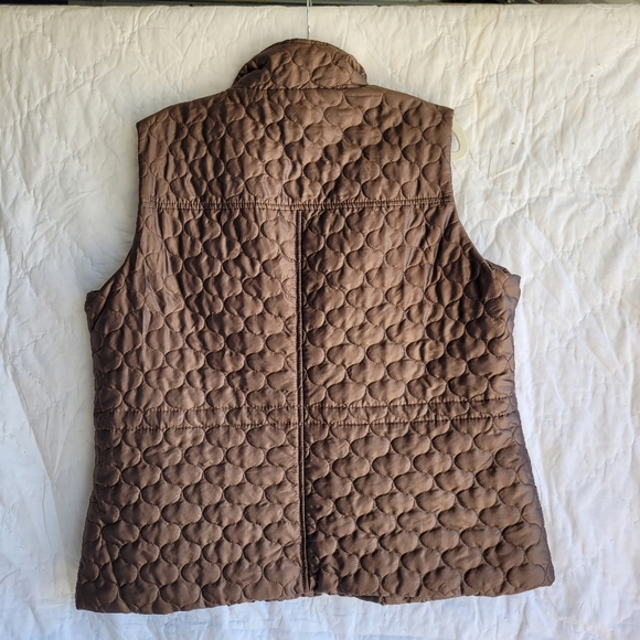 New Direction Bronze Quilted Vest Size XL - Picture 2 of 3